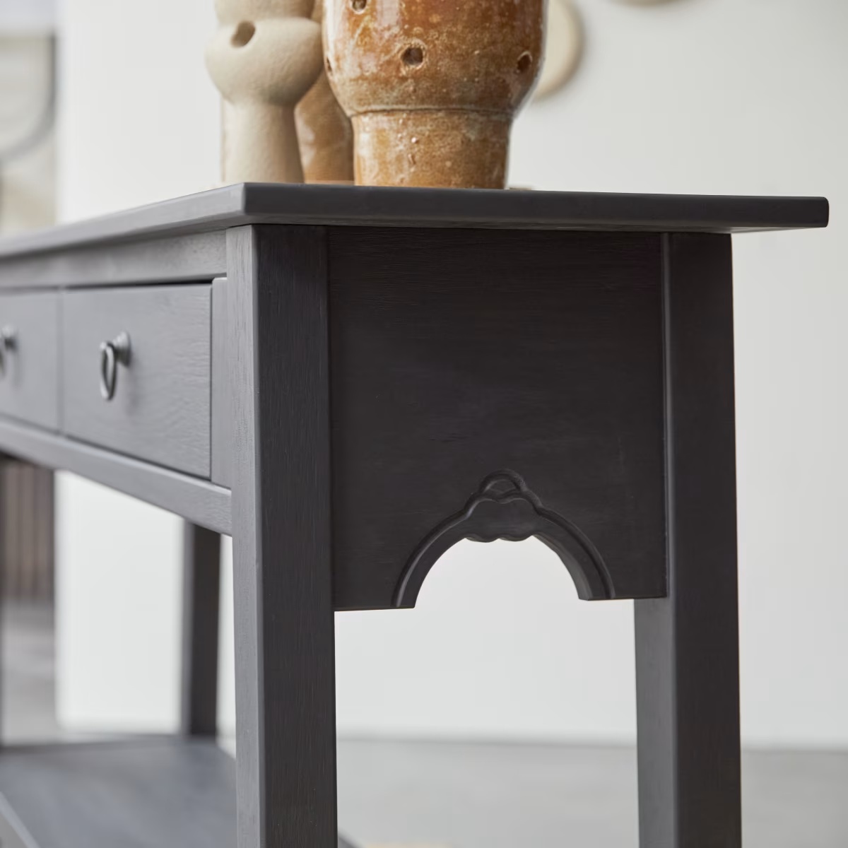 Thaki Black 5 Thaki Black